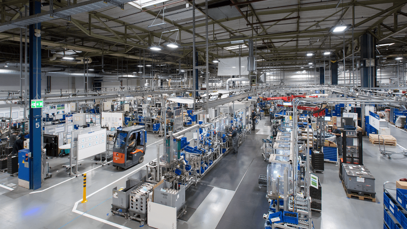 Whitepaper: Effiziente Kostensenkung in Fertigung und Logistik